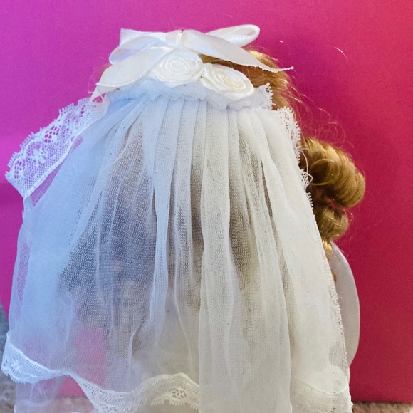 Vintage First Communion Doll - Picture 3 of 4